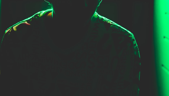 万能开挂辅助“蜜蜂众娱真的确实有挂”开挂(透视)辅助教程