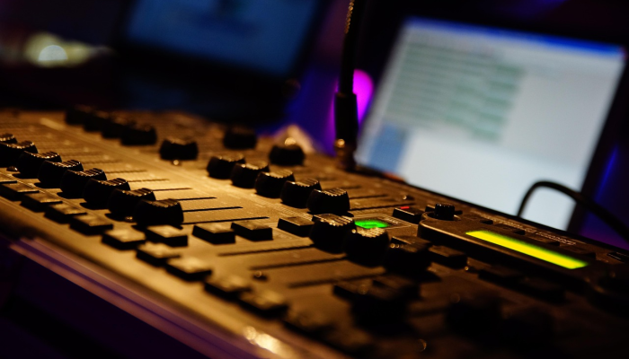 万能开挂辅助“新乐玩十三张有挂吗”开挂(透视)辅助教程