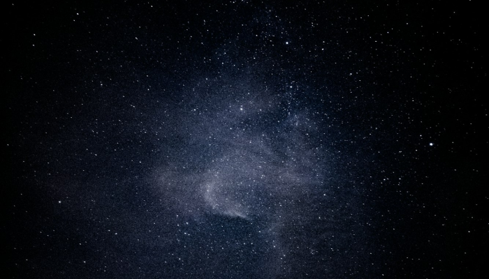 万能开挂辅助“牵手跑得快如何刷好牌”开挂(透视)辅助教程