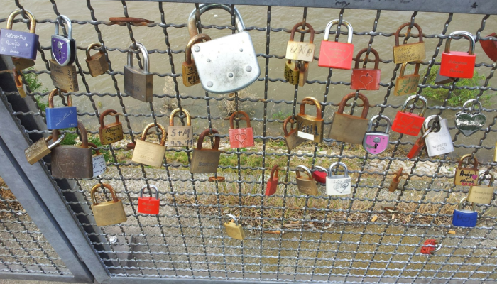 开挂辅助工具“白金岛红拐弯可以开挂吗”(透视)其实确实有挂